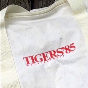 RARE Bag DETROIT TIGERS 1985 WORLD SERIES Duffel Collectible Red White Canvas